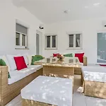 Appartamento File-2 By Interhome *