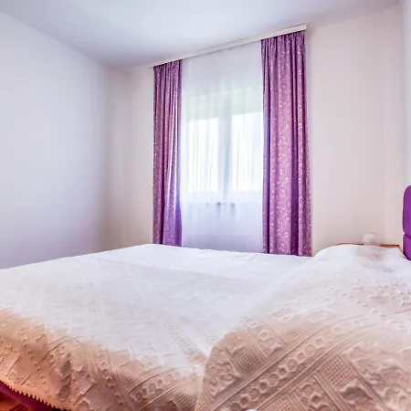 Apartamento File-2 By Interhome